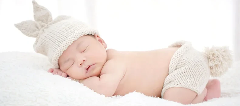 Developmental Milestones of a Newborn in the First Month